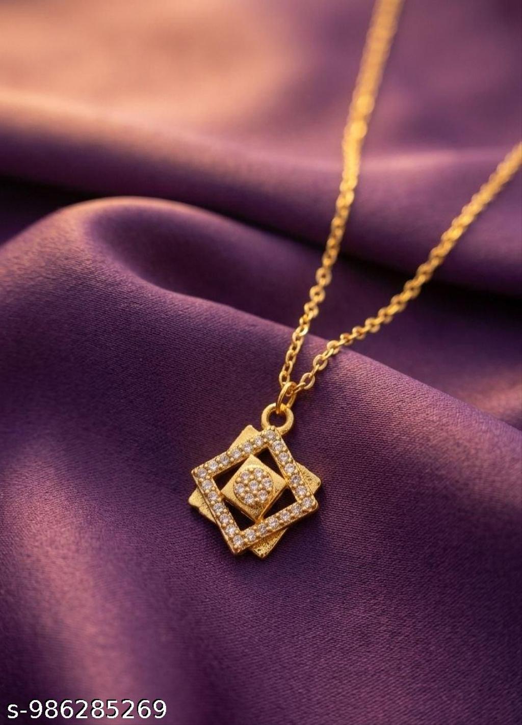Product Details -> Product Page with Right-Side Description 4 shimmering beautiful pack of 8 fancy necklaces